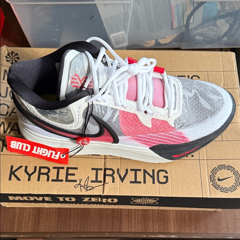 Nike Kyrie Irving Mens Shoes